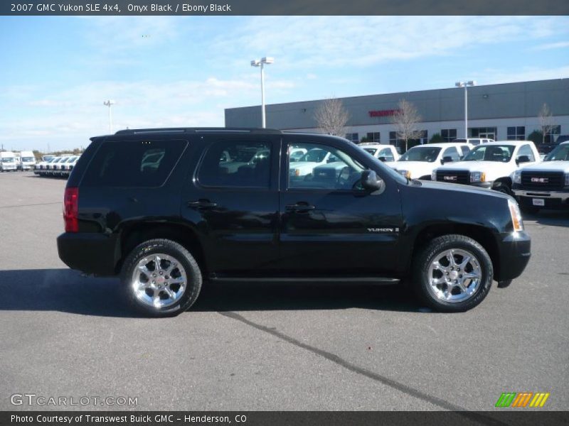 Onyx Black / Ebony Black 2007 GMC Yukon SLE 4x4