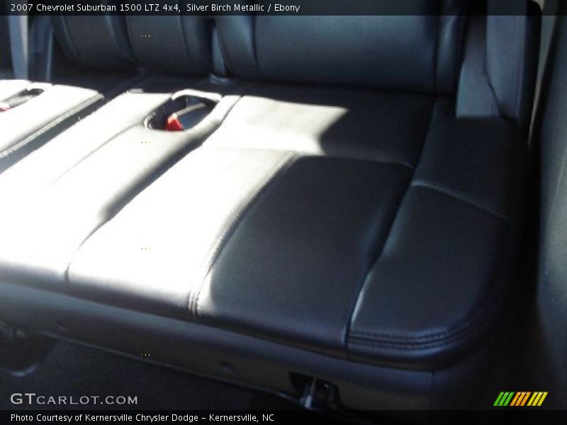 Silver Birch Metallic / Ebony 2007 Chevrolet Suburban 1500 LTZ 4x4