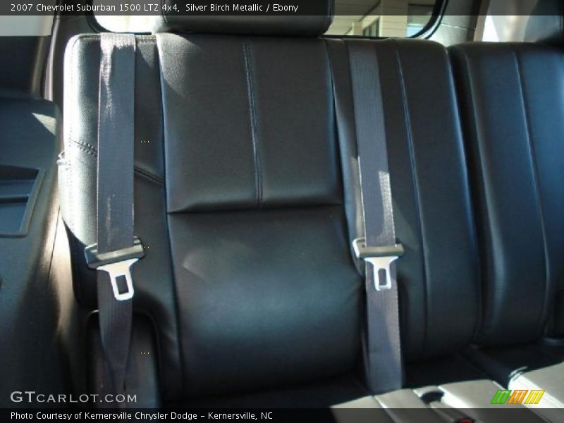 Silver Birch Metallic / Ebony 2007 Chevrolet Suburban 1500 LTZ 4x4