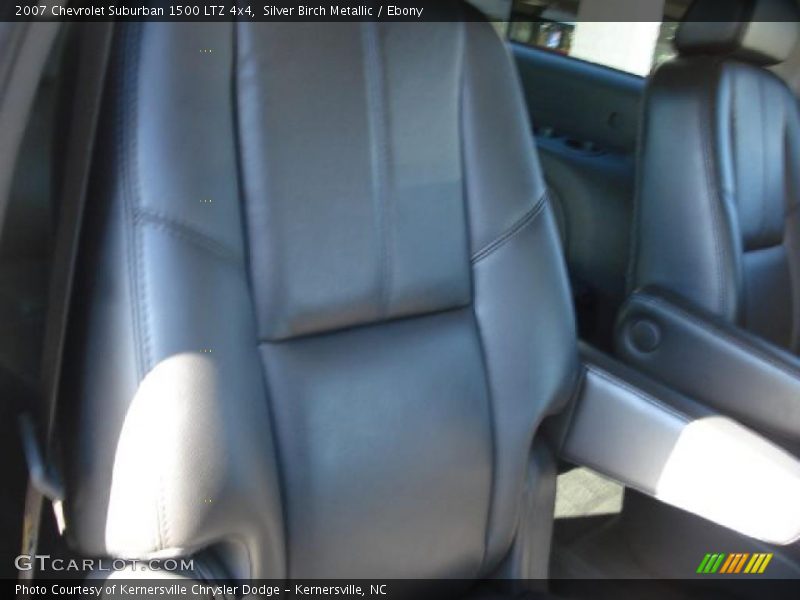 Silver Birch Metallic / Ebony 2007 Chevrolet Suburban 1500 LTZ 4x4
