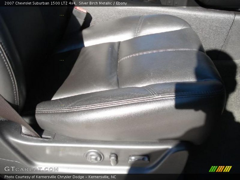 Silver Birch Metallic / Ebony 2007 Chevrolet Suburban 1500 LTZ 4x4