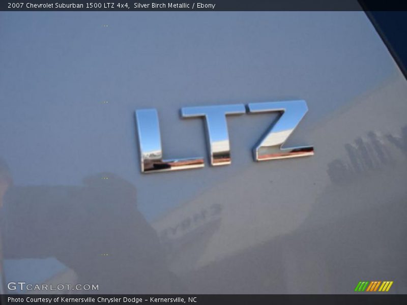Silver Birch Metallic / Ebony 2007 Chevrolet Suburban 1500 LTZ 4x4