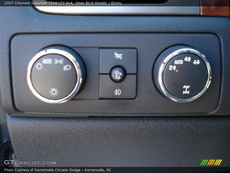 Silver Birch Metallic / Ebony 2007 Chevrolet Suburban 1500 LTZ 4x4