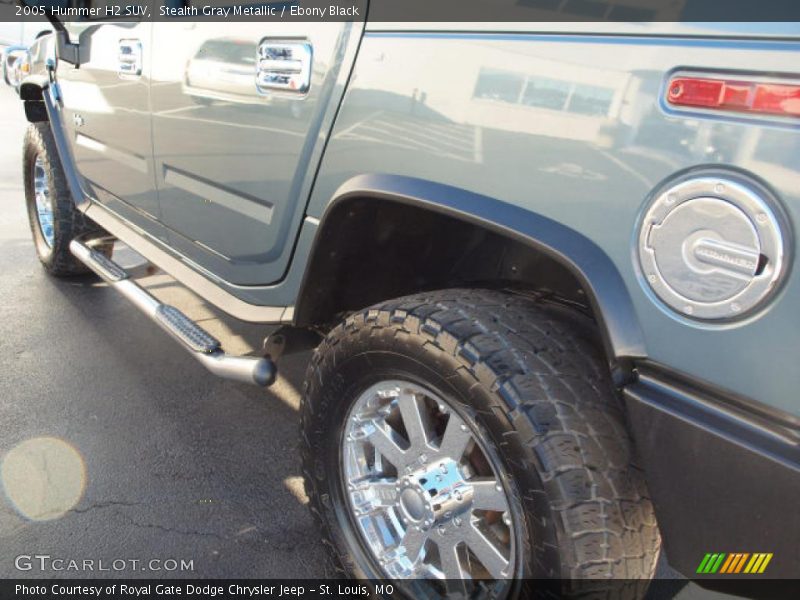 Stealth Gray Metallic / Ebony Black 2005 Hummer H2 SUV
