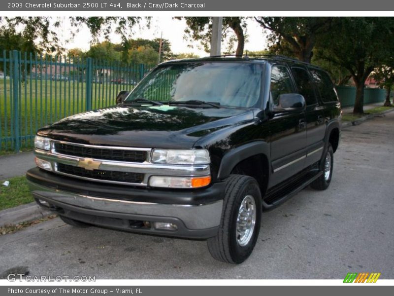 Black / Gray/Dark Charcoal 2003 Chevrolet Suburban 2500 LT 4x4