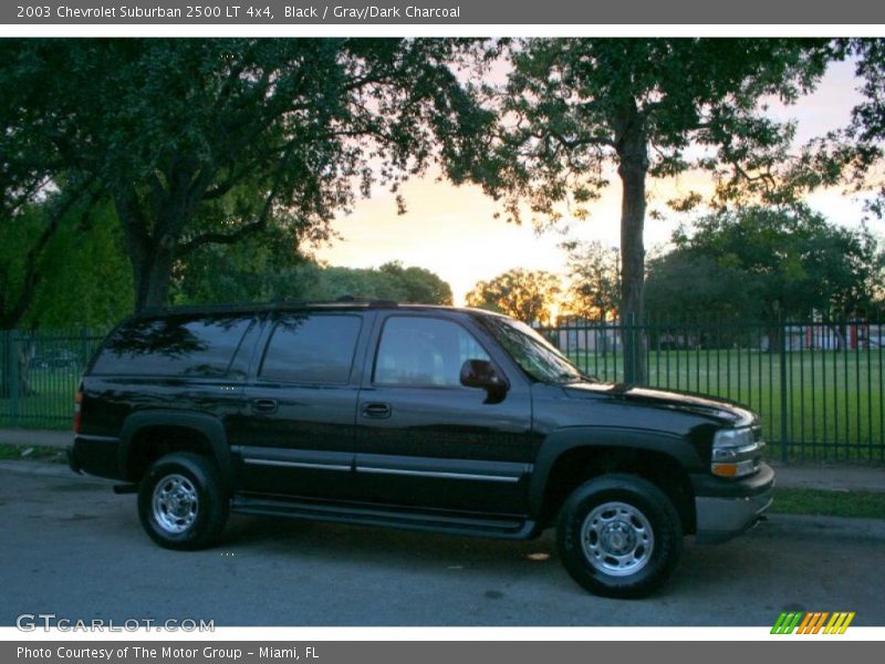 Black / Gray/Dark Charcoal 2003 Chevrolet Suburban 2500 LT 4x4