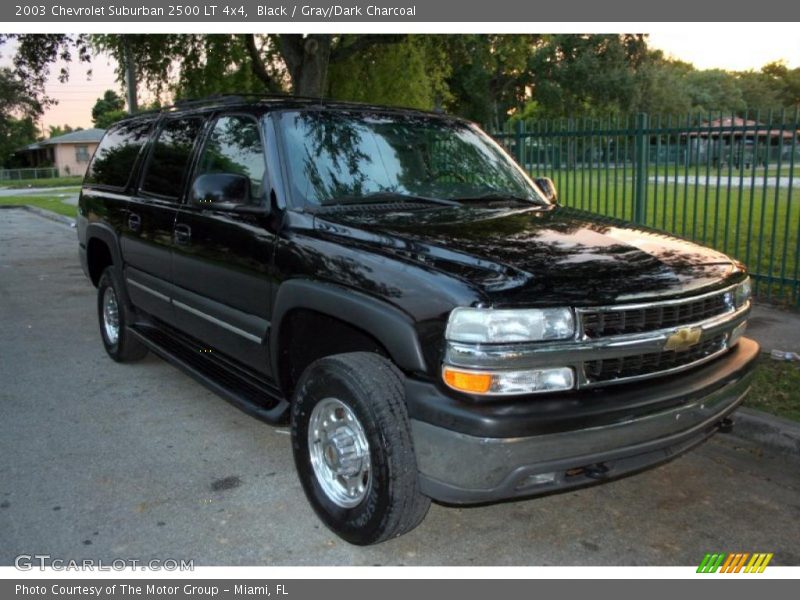 Black / Gray/Dark Charcoal 2003 Chevrolet Suburban 2500 LT 4x4
