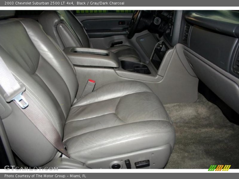 Black / Gray/Dark Charcoal 2003 Chevrolet Suburban 2500 LT 4x4