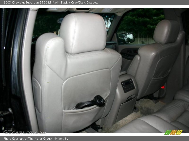 Black / Gray/Dark Charcoal 2003 Chevrolet Suburban 2500 LT 4x4