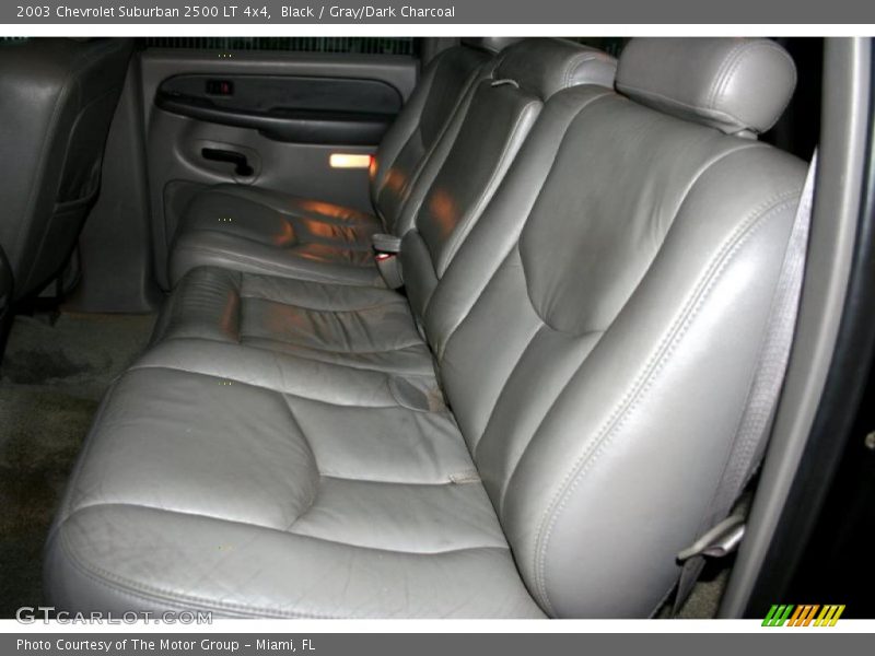 Black / Gray/Dark Charcoal 2003 Chevrolet Suburban 2500 LT 4x4