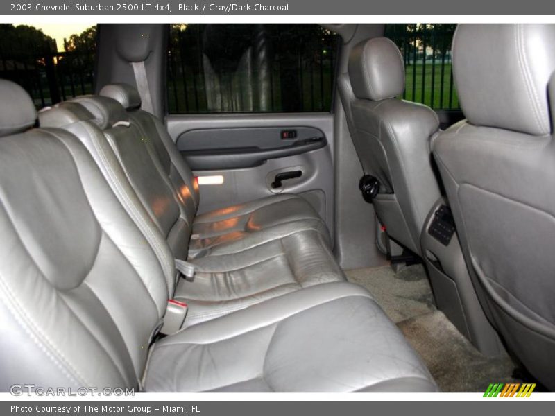 Black / Gray/Dark Charcoal 2003 Chevrolet Suburban 2500 LT 4x4