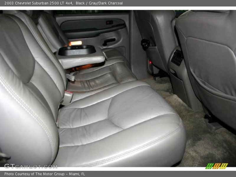 Black / Gray/Dark Charcoal 2003 Chevrolet Suburban 2500 LT 4x4
