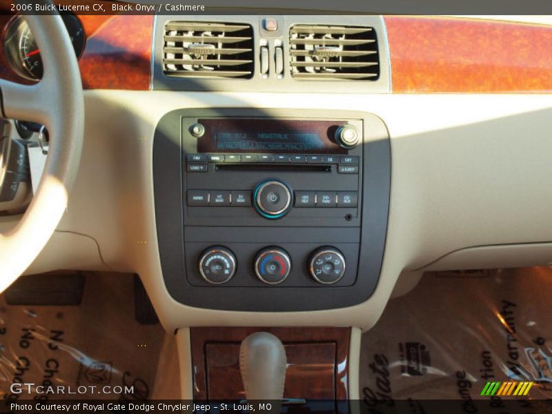 Black Onyx / Cashmere 2006 Buick Lucerne CX