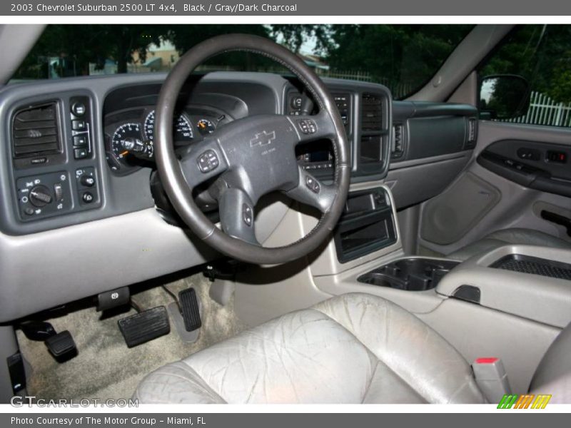 Black / Gray/Dark Charcoal 2003 Chevrolet Suburban 2500 LT 4x4
