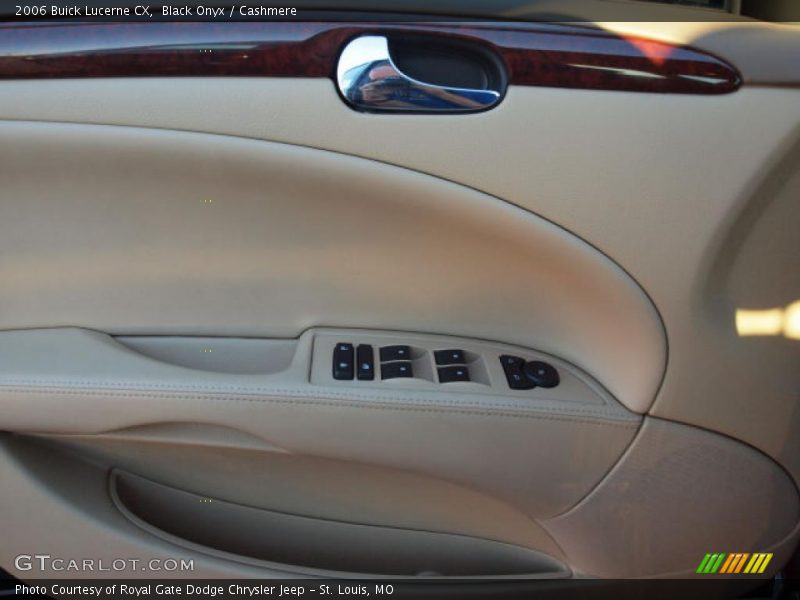 Black Onyx / Cashmere 2006 Buick Lucerne CX