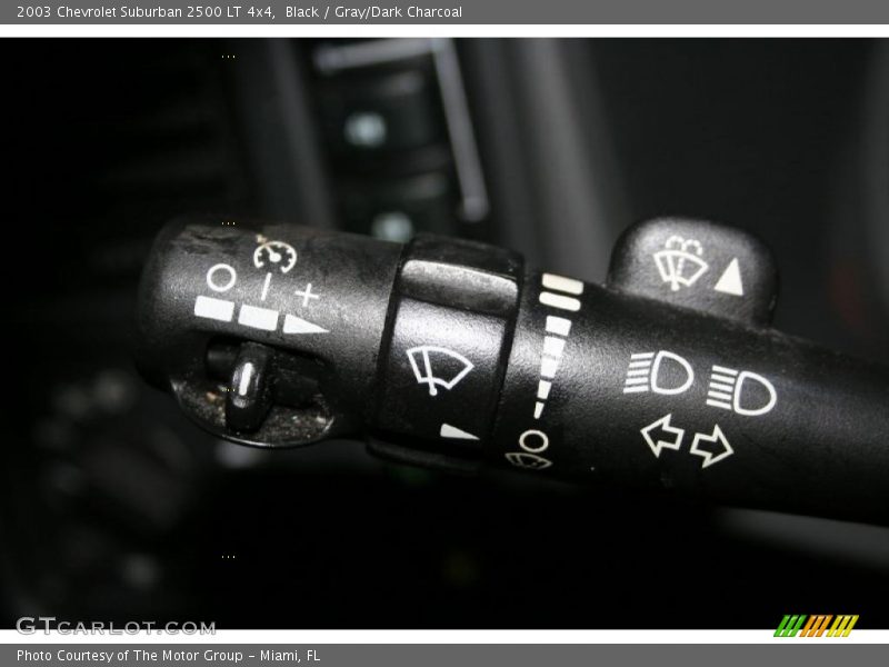 Black / Gray/Dark Charcoal 2003 Chevrolet Suburban 2500 LT 4x4