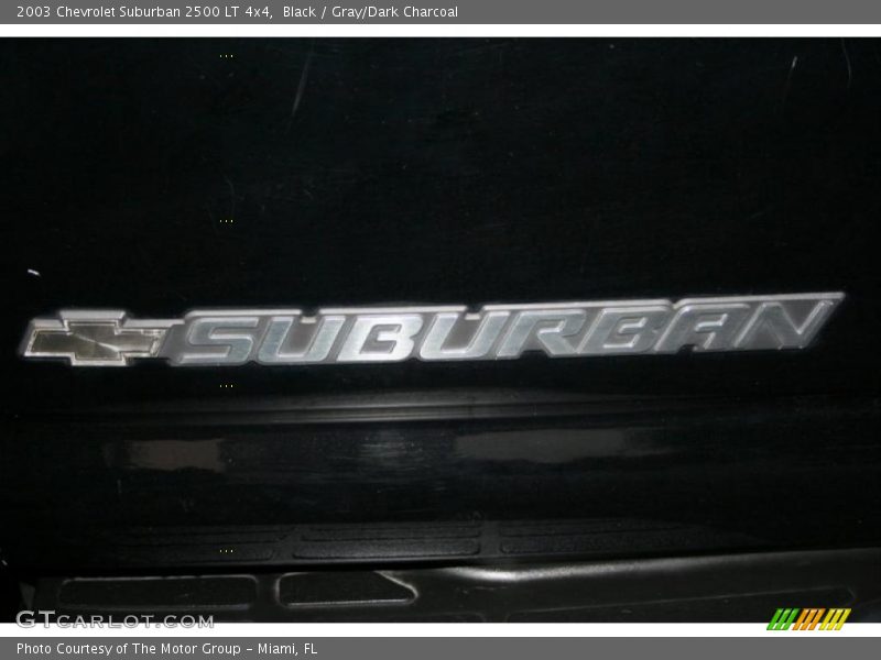 Black / Gray/Dark Charcoal 2003 Chevrolet Suburban 2500 LT 4x4