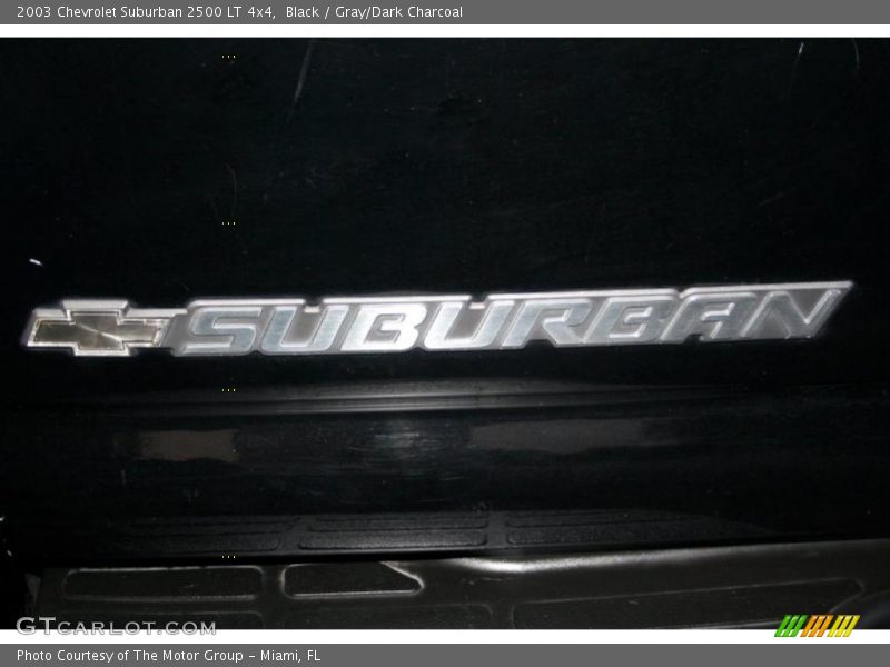 Black / Gray/Dark Charcoal 2003 Chevrolet Suburban 2500 LT 4x4