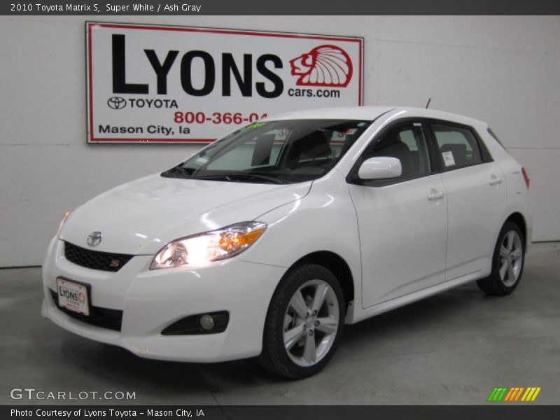 Super White / Ash Gray 2010 Toyota Matrix S