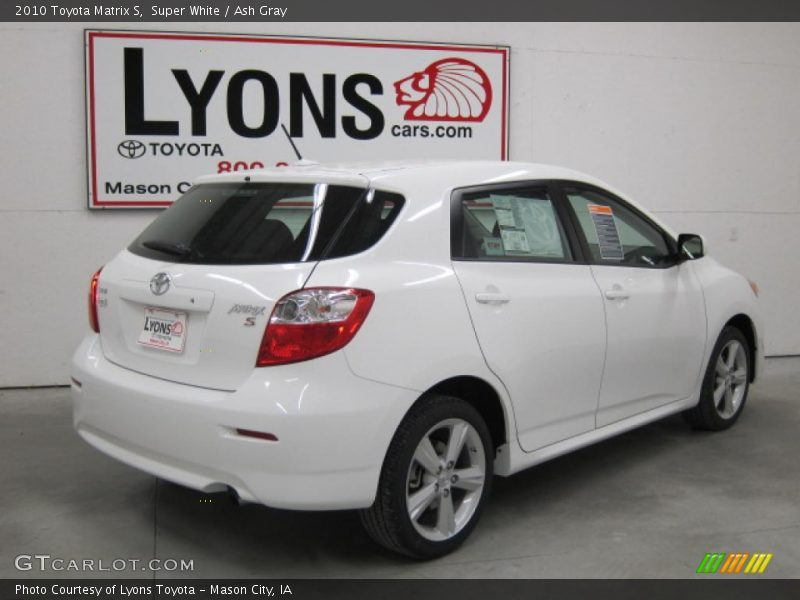 Super White / Ash Gray 2010 Toyota Matrix S