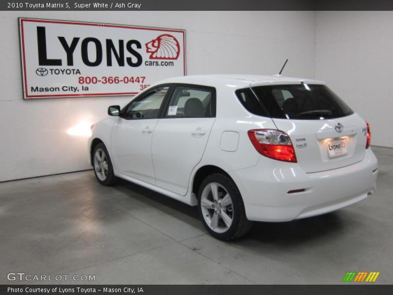 Super White / Ash Gray 2010 Toyota Matrix S