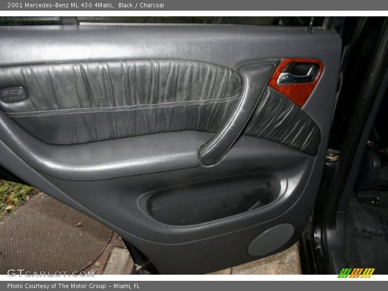 Black / Charcoal 2001 Mercedes-Benz ML 430 4Matic