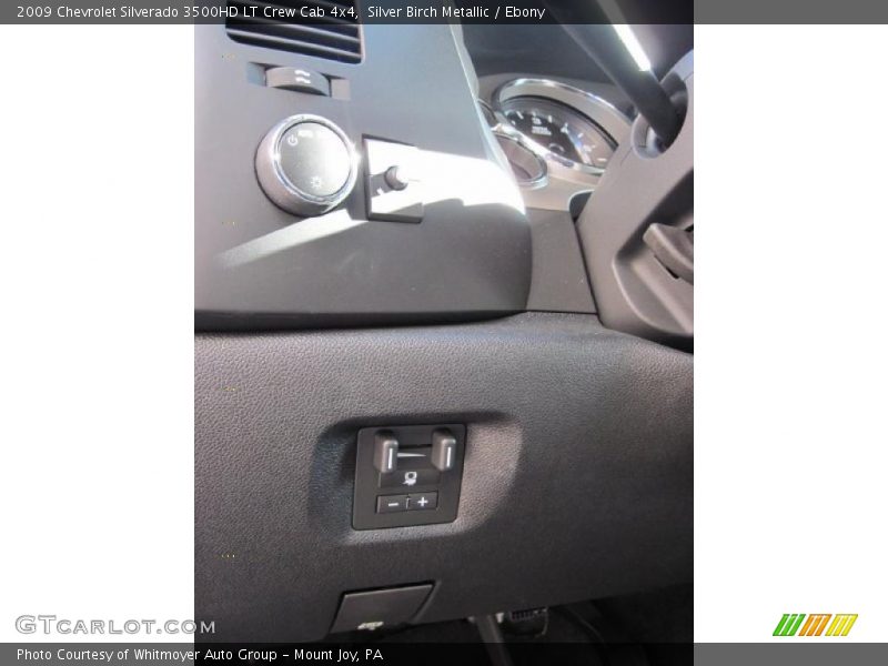 Silver Birch Metallic / Ebony 2009 Chevrolet Silverado 3500HD LT Crew Cab 4x4