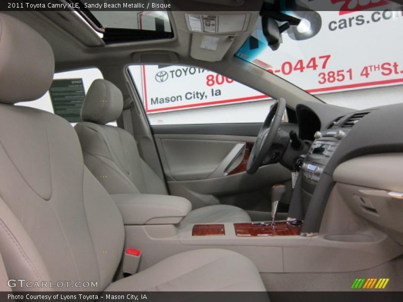 Sandy Beach Metallic / Bisque 2011 Toyota Camry XLE