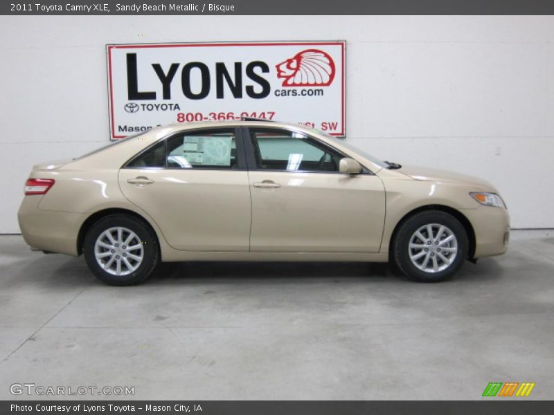 Sandy Beach Metallic / Bisque 2011 Toyota Camry XLE