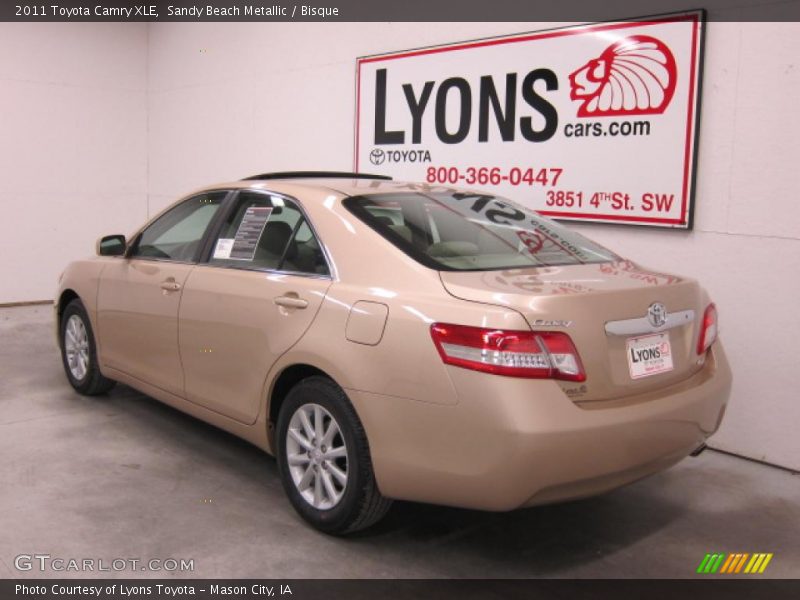 Sandy Beach Metallic / Bisque 2011 Toyota Camry XLE