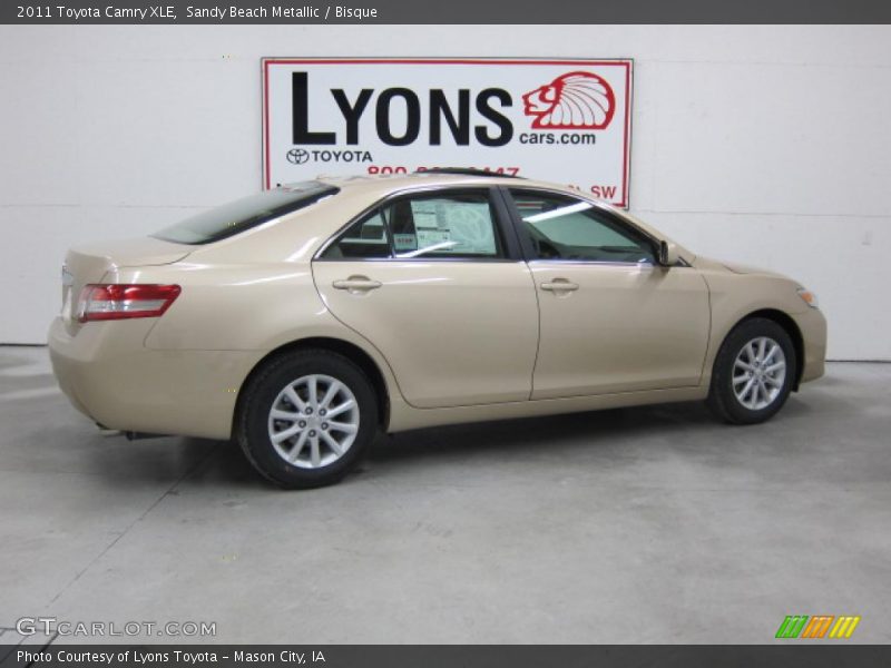 Sandy Beach Metallic / Bisque 2011 Toyota Camry XLE