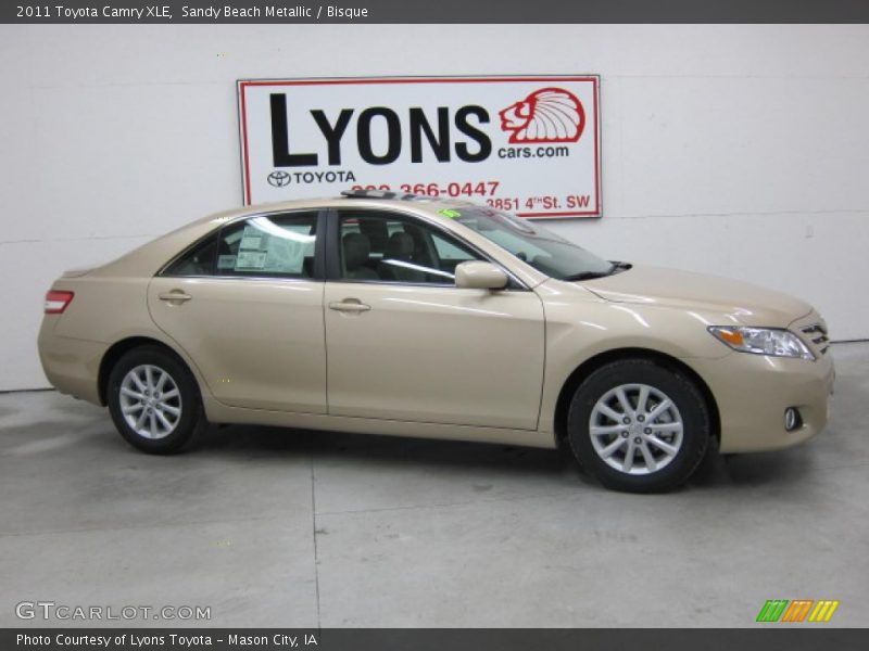 Sandy Beach Metallic / Bisque 2011 Toyota Camry XLE