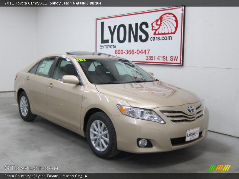 Sandy Beach Metallic / Bisque 2011 Toyota Camry XLE