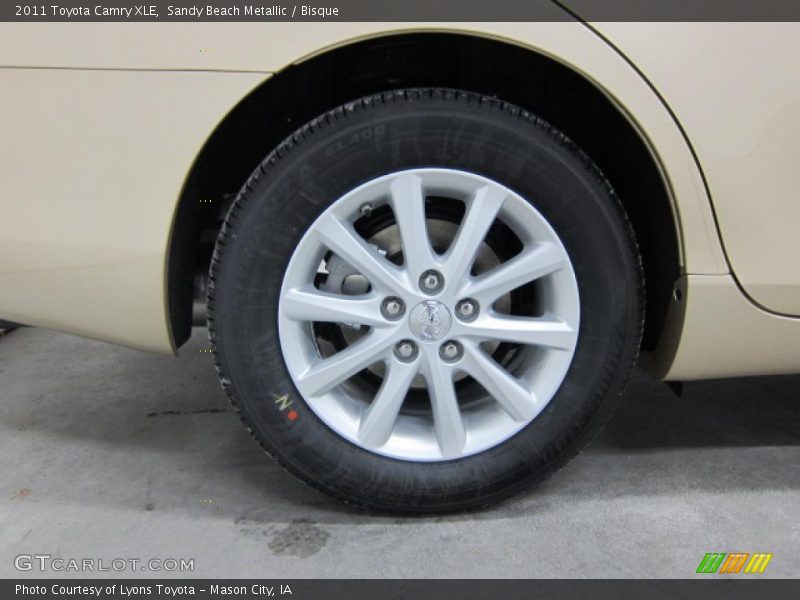 Sandy Beach Metallic / Bisque 2011 Toyota Camry XLE