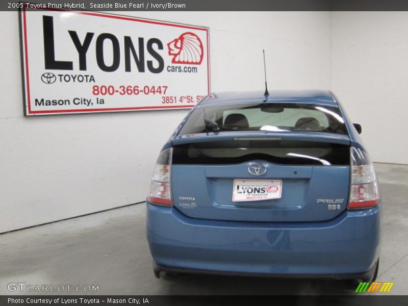 Seaside Blue Pearl / Ivory/Brown 2005 Toyota Prius Hybrid