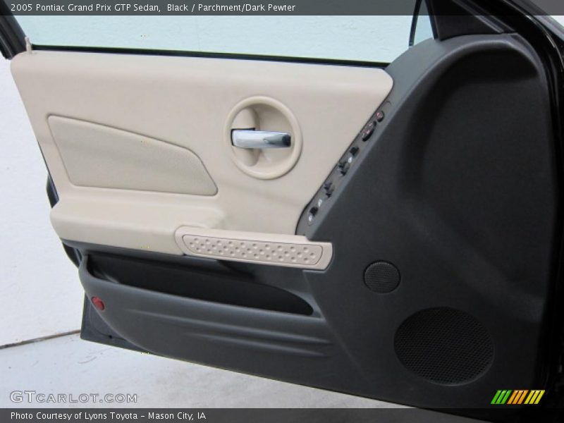 Black / Parchment/Dark Pewter 2005 Pontiac Grand Prix GTP Sedan