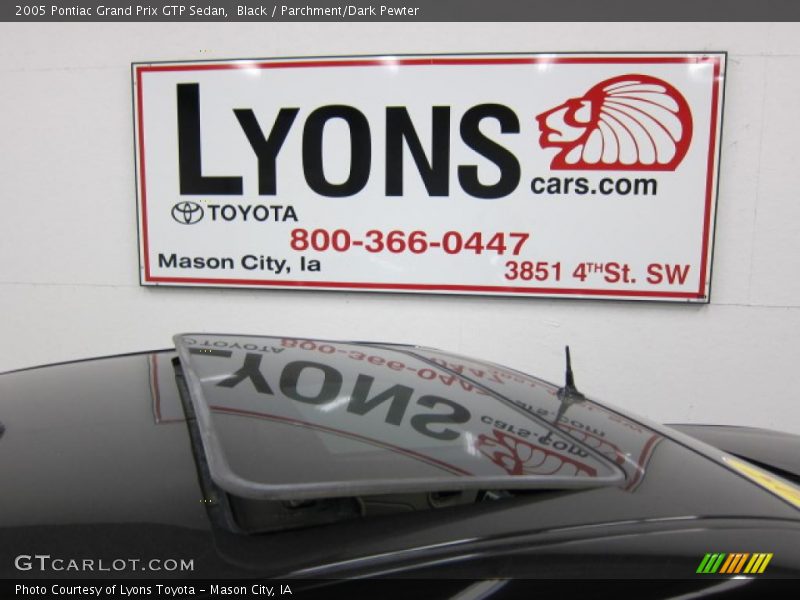 Black / Parchment/Dark Pewter 2005 Pontiac Grand Prix GTP Sedan