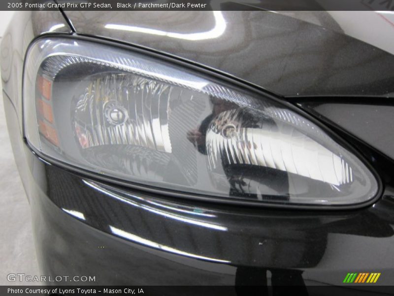 Black / Parchment/Dark Pewter 2005 Pontiac Grand Prix GTP Sedan