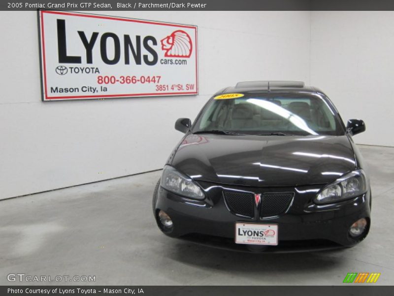 Black / Parchment/Dark Pewter 2005 Pontiac Grand Prix GTP Sedan