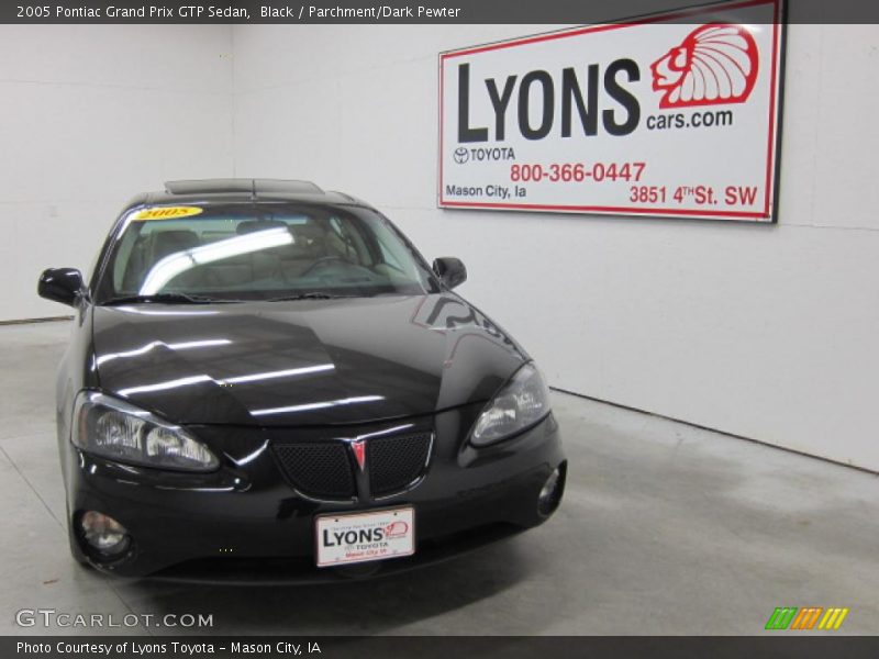 Black / Parchment/Dark Pewter 2005 Pontiac Grand Prix GTP Sedan