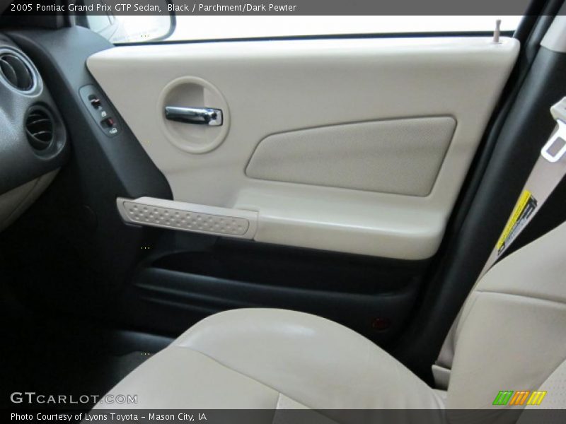 Door Panel of 2005 Grand Prix GTP Sedan