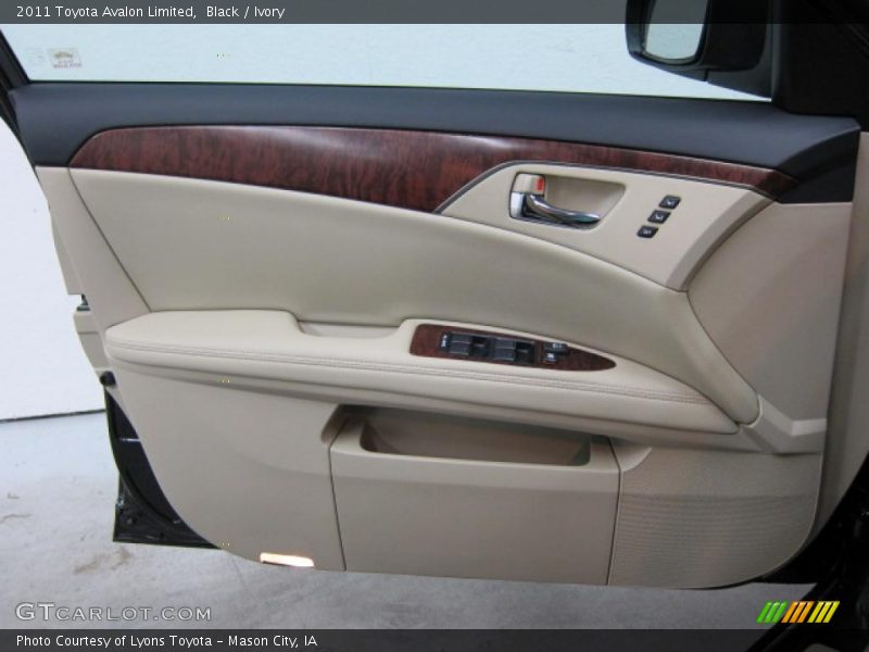 Door Panel of 2011 Avalon Limited