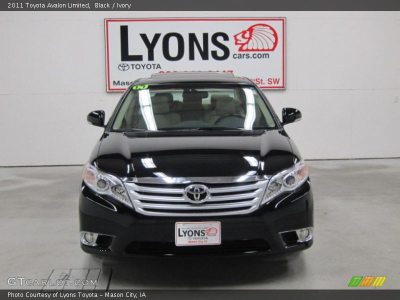 Black / Ivory 2011 Toyota Avalon Limited