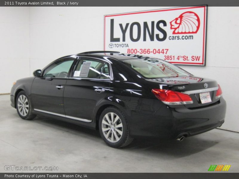 Black / Ivory 2011 Toyota Avalon Limited