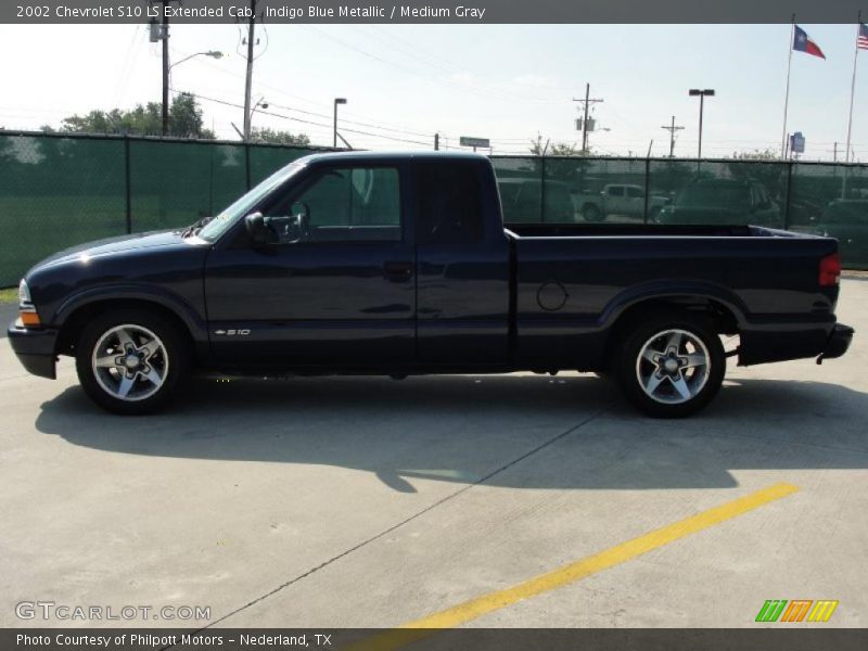 Indigo Blue Metallic / Medium Gray 2002 Chevrolet S10 LS Extended Cab