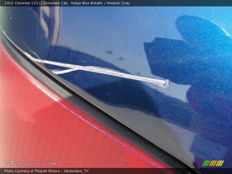 Indigo Blue Metallic / Medium Gray 2002 Chevrolet S10 LS Extended Cab