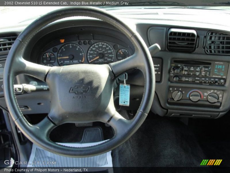 Controls of 2002 S10 LS Extended Cab