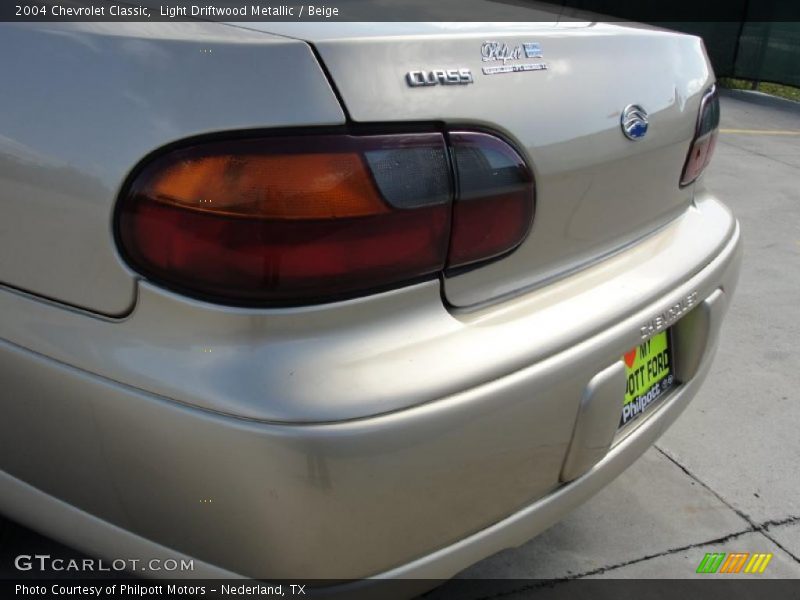Light Driftwood Metallic / Beige 2004 Chevrolet Classic