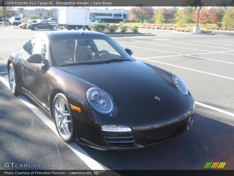 Macadamia Metallic / Sand Beige 2009 Porsche 911 Targa 4S