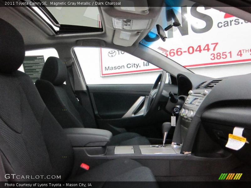 Magnetic Gray Metallic / Dark Charcoal 2011 Toyota Camry SE